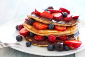 pancake platano y frutas